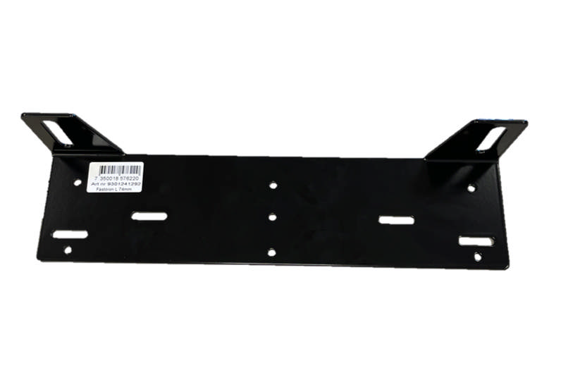 LED-RAMPSFÄSTE SVARTLACKAT, FÄSTÖRON 75 MM. FÄSTPLATTA 100 X 390 MM.