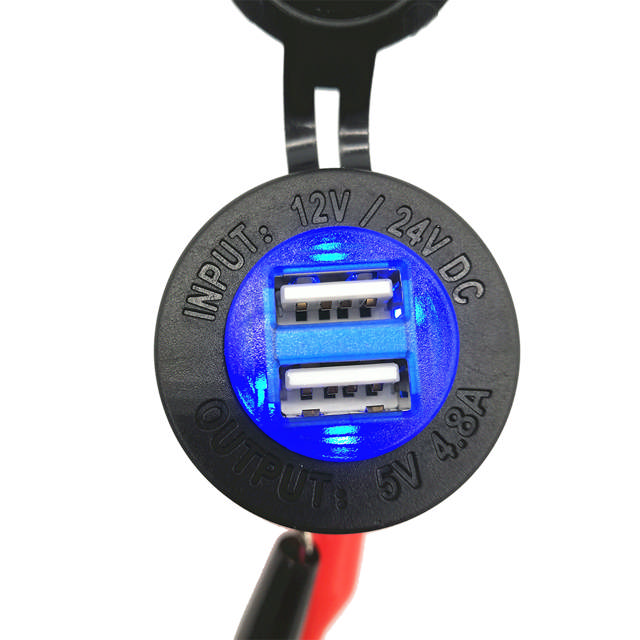 USB-UTTAG 12/24 2,4A   x 2. MUTTER LOCK